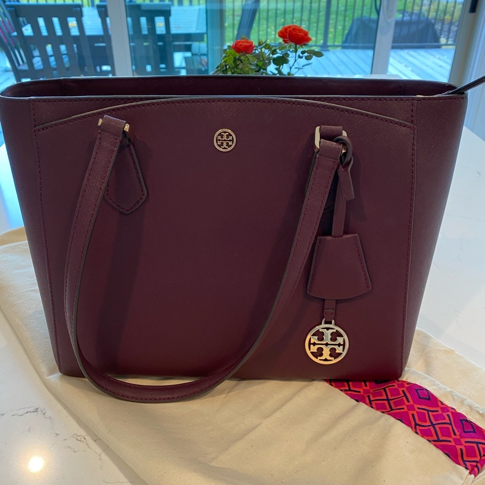 Tory Burch small Robinson tote